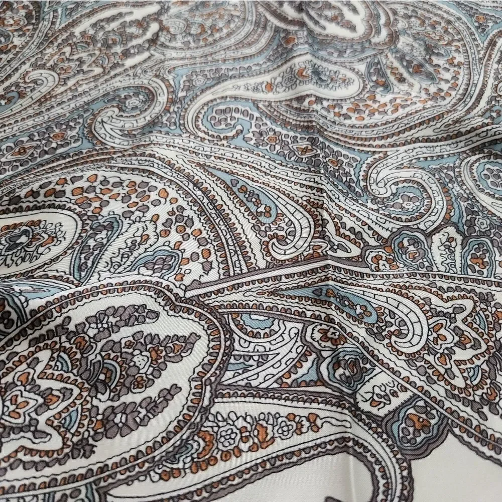 N/A white floral